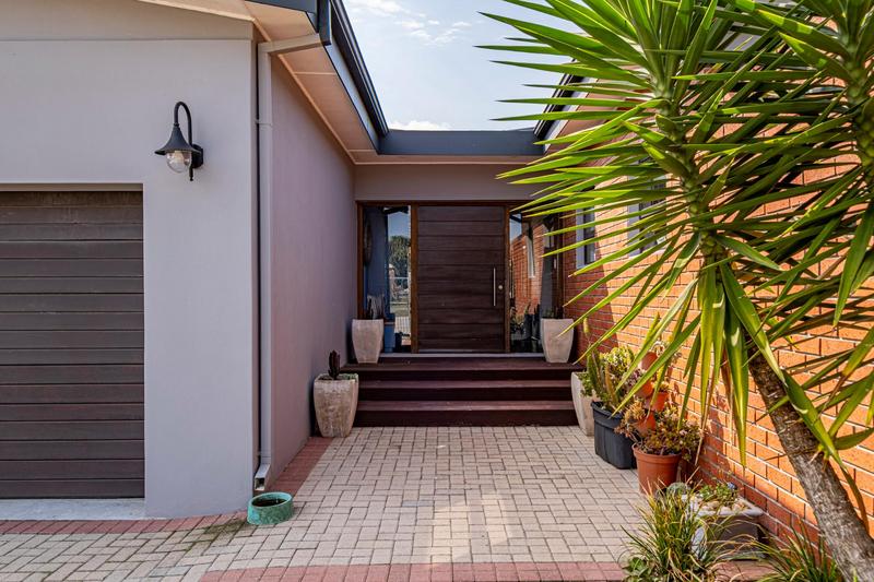 3 Bedroom Property for Sale in Kamma Heights Eastern Cape